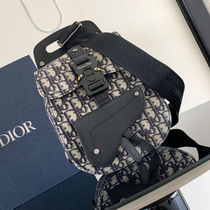 chr1st1an D10r waist chest packs